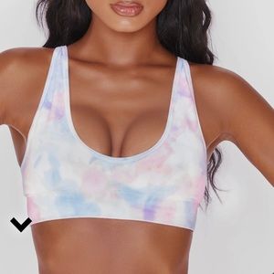 Bo and tee strength plunge neck sports bra